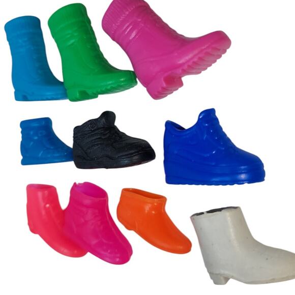 Single Miss-matched Barbie Booties& Sneakers "Do you Have My Mate?" Combine/Save - Picture 3 of 4